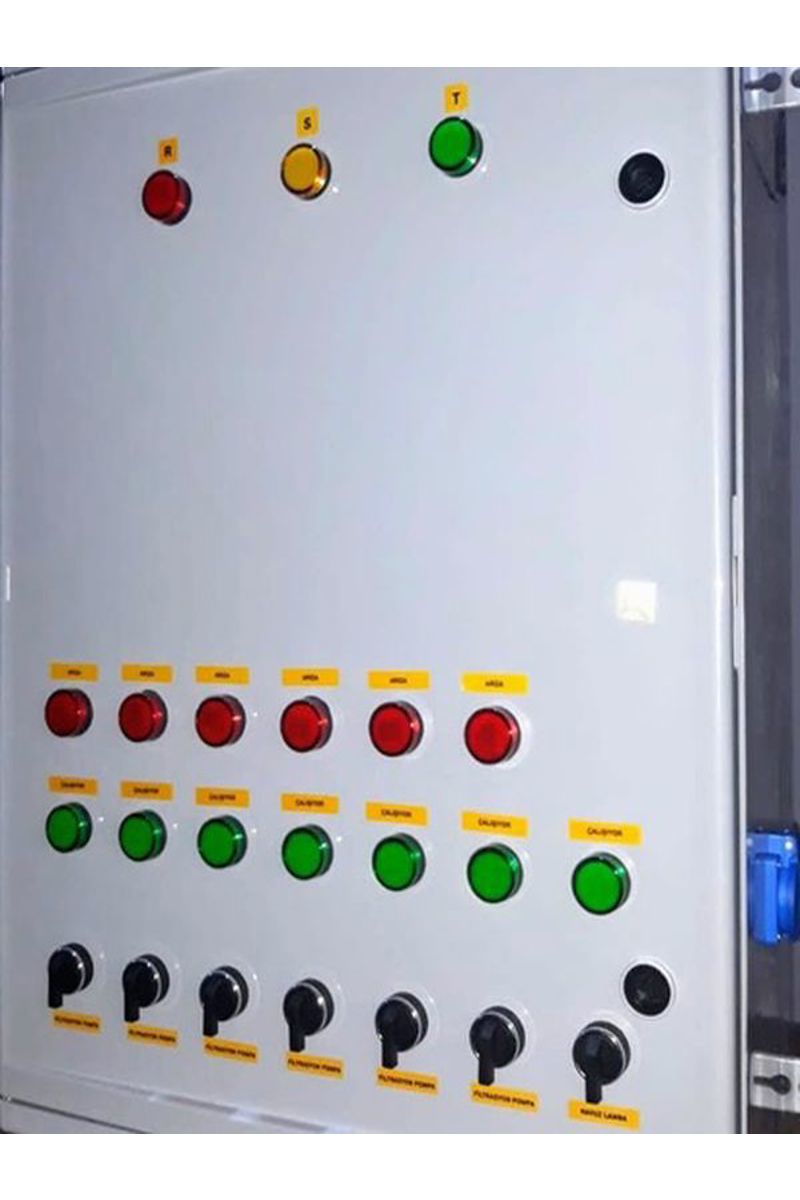 Pool control panel with 5 pumps and 1 lamp output