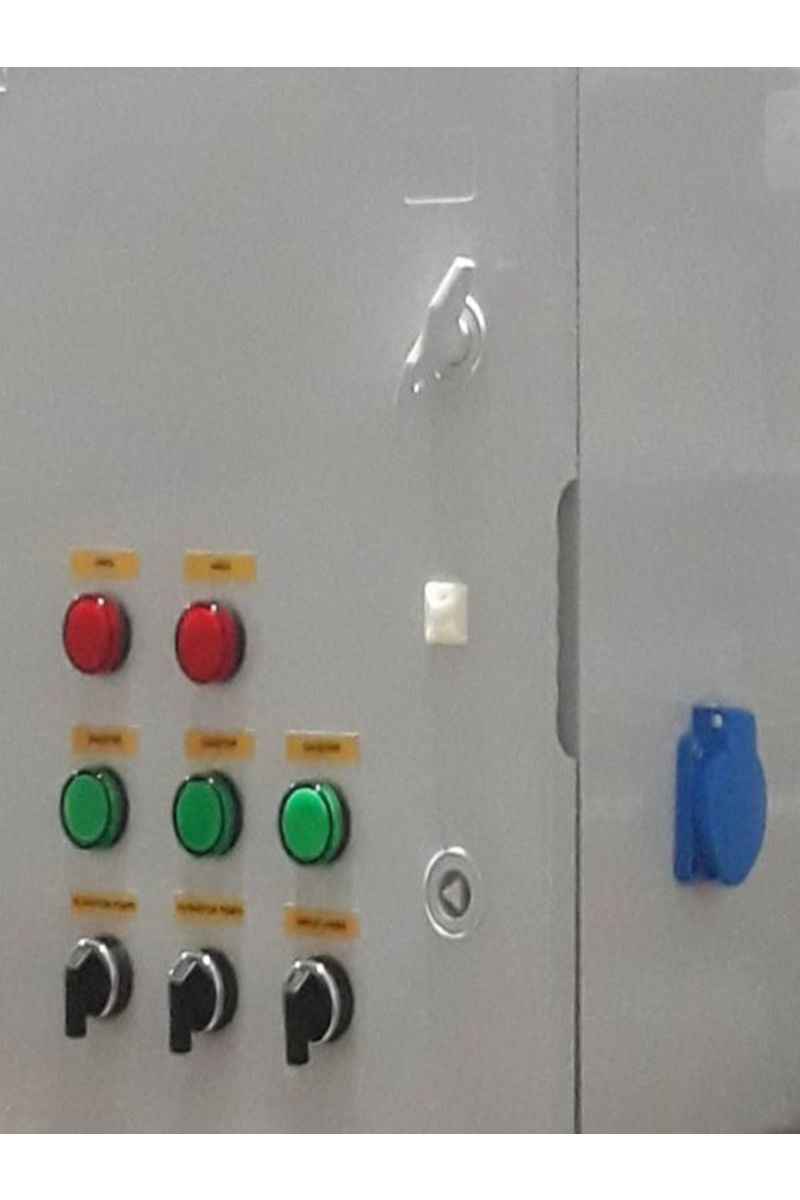 Pool control panel with 2 pumps and 1 lamp output