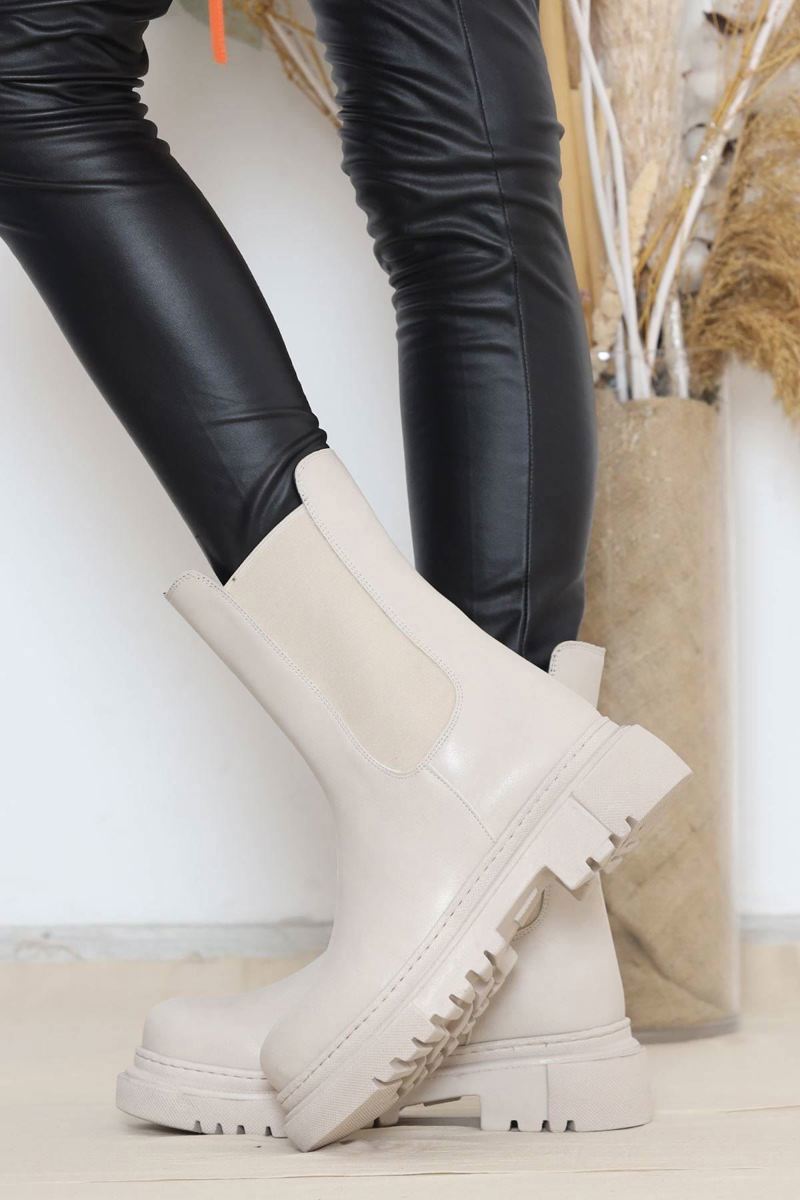 Rubber Detailed Boots Cream - 10333.264.